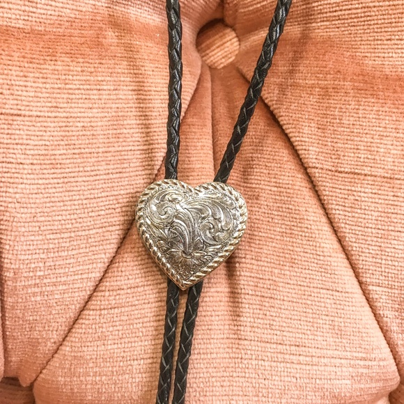 Jewelry - Heart Concho Bolo Tie Necklace